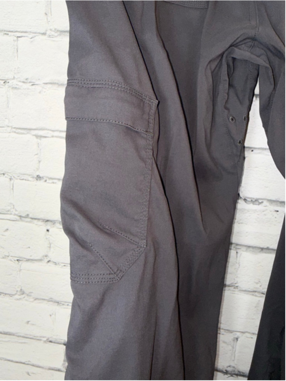 Men's Prana Zion Gray Cargo Pants size Large 30 inseam Adjustable Hiking Pants - Picture 14 of 16